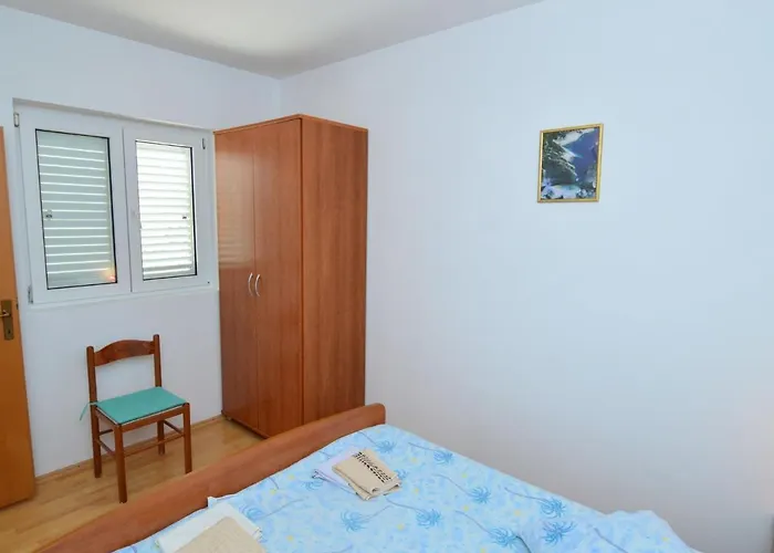 Buda-1 By Interhome * Basina